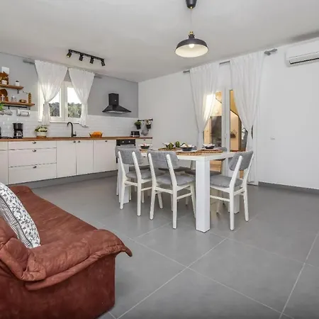 公寓 250 Meters To Sea Private Pool