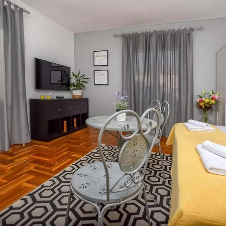 250 Meters To Sea Private Pool Apartment Ražanj