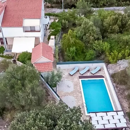 250 Meters To Sea Private Pool