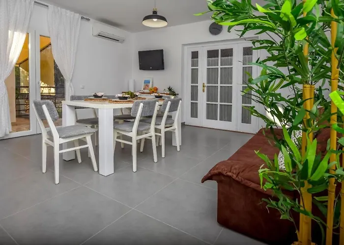 Appartement 250 Meters To Sea Private Pool *