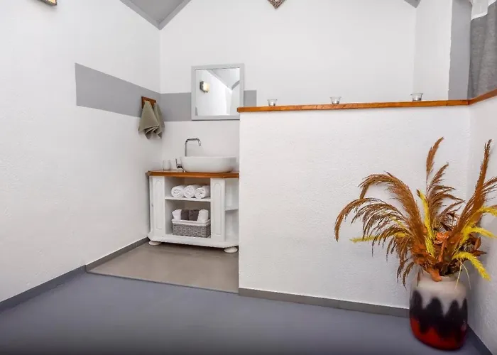 250 Meters To Sea Private Pool *