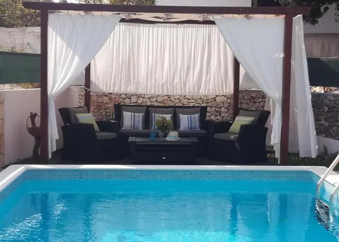 250 Meters To Sea Private Pool