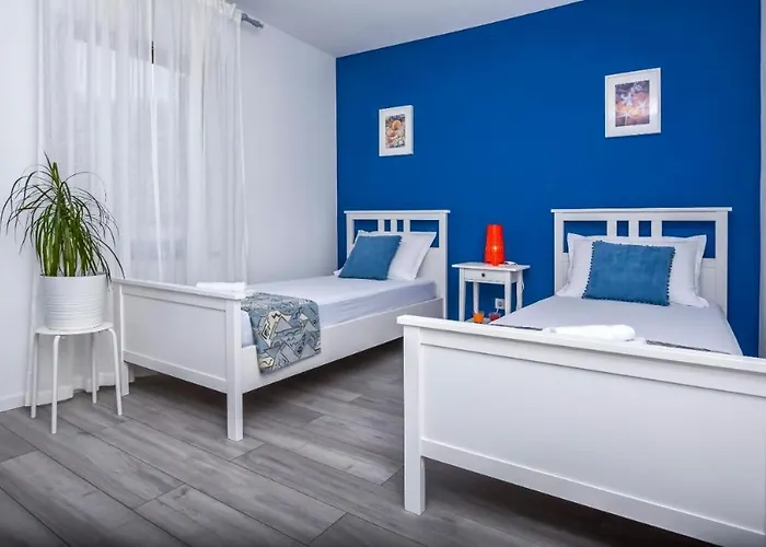 Appartement 250 Meters To Sea Private Pool