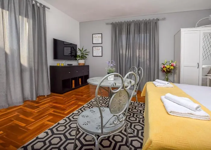 250 Meters To Sea Private Pool Appartement Ražanj