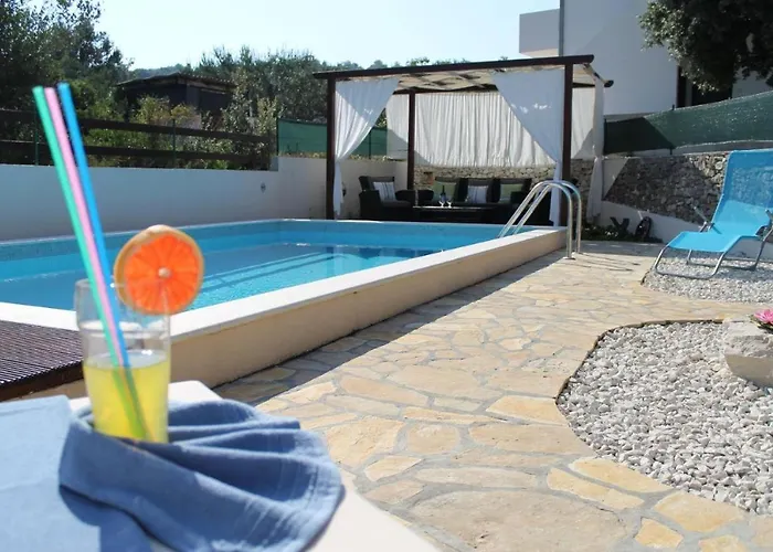 250 Meters To Sea Private Pool Appartement