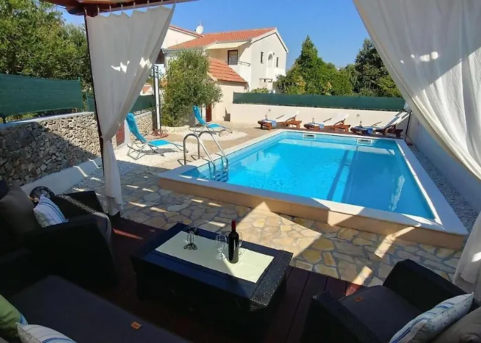 250 Meters To Sea Private Pool Ražanj